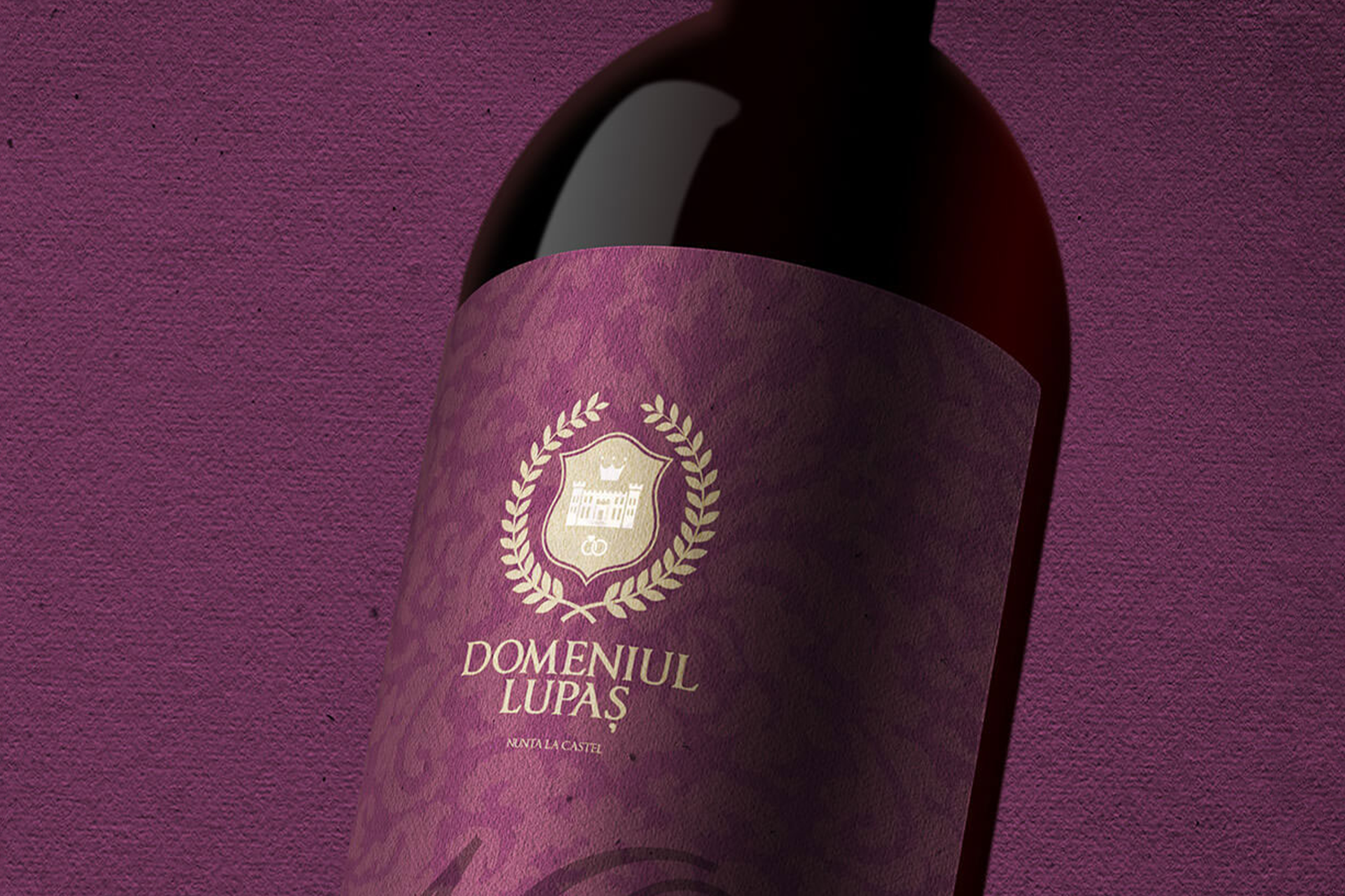 Brand Domeniul Lupaș — aplicare identitate vizuală pe materiale, design Invento Arad